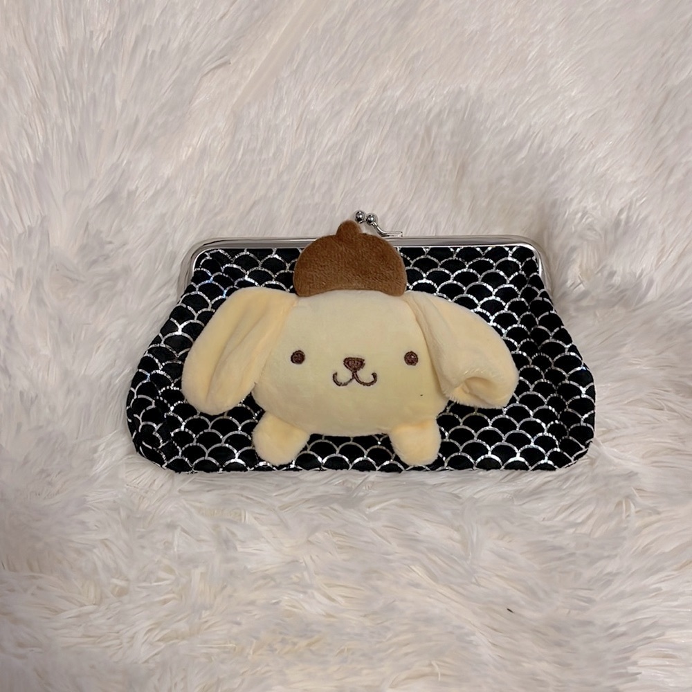 5/$25 💖 Hello kitty and friends Pom Pom kiss lock coin purse